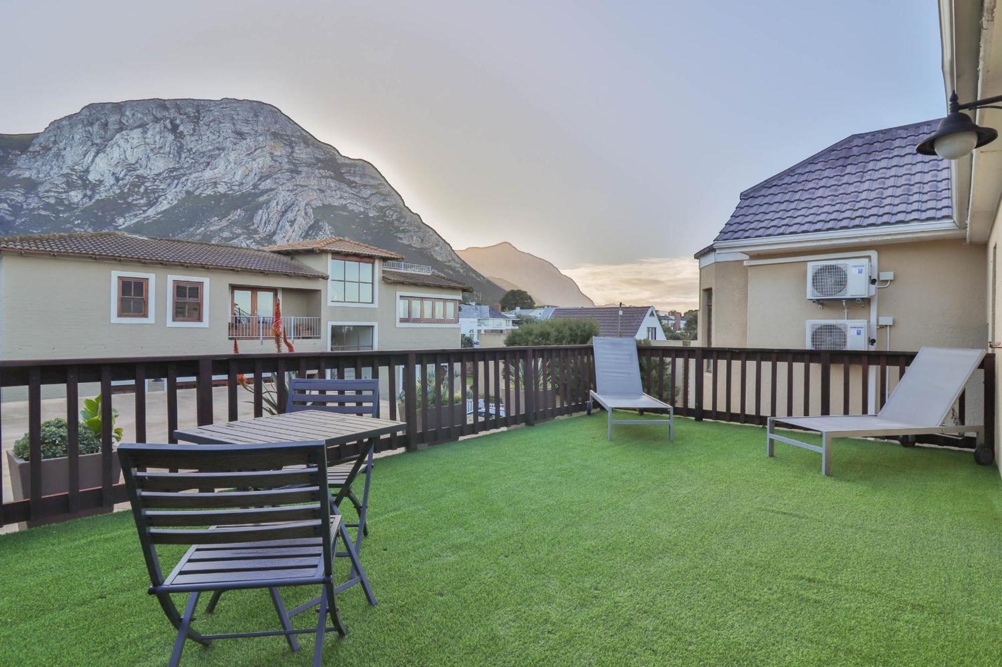 Lavender Manor Guest Lodge Hermanus Rum bild